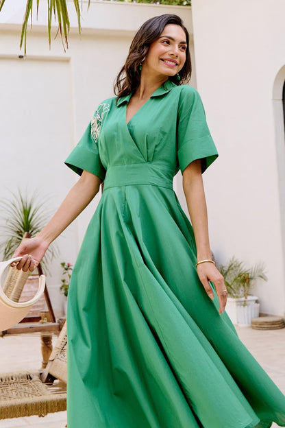 Green Viscose Embroidery Collared A-line Dress