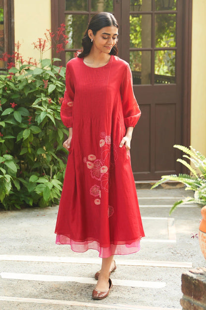 Red Cotton Embroidery Round Neck Floral Applique Midi Dress