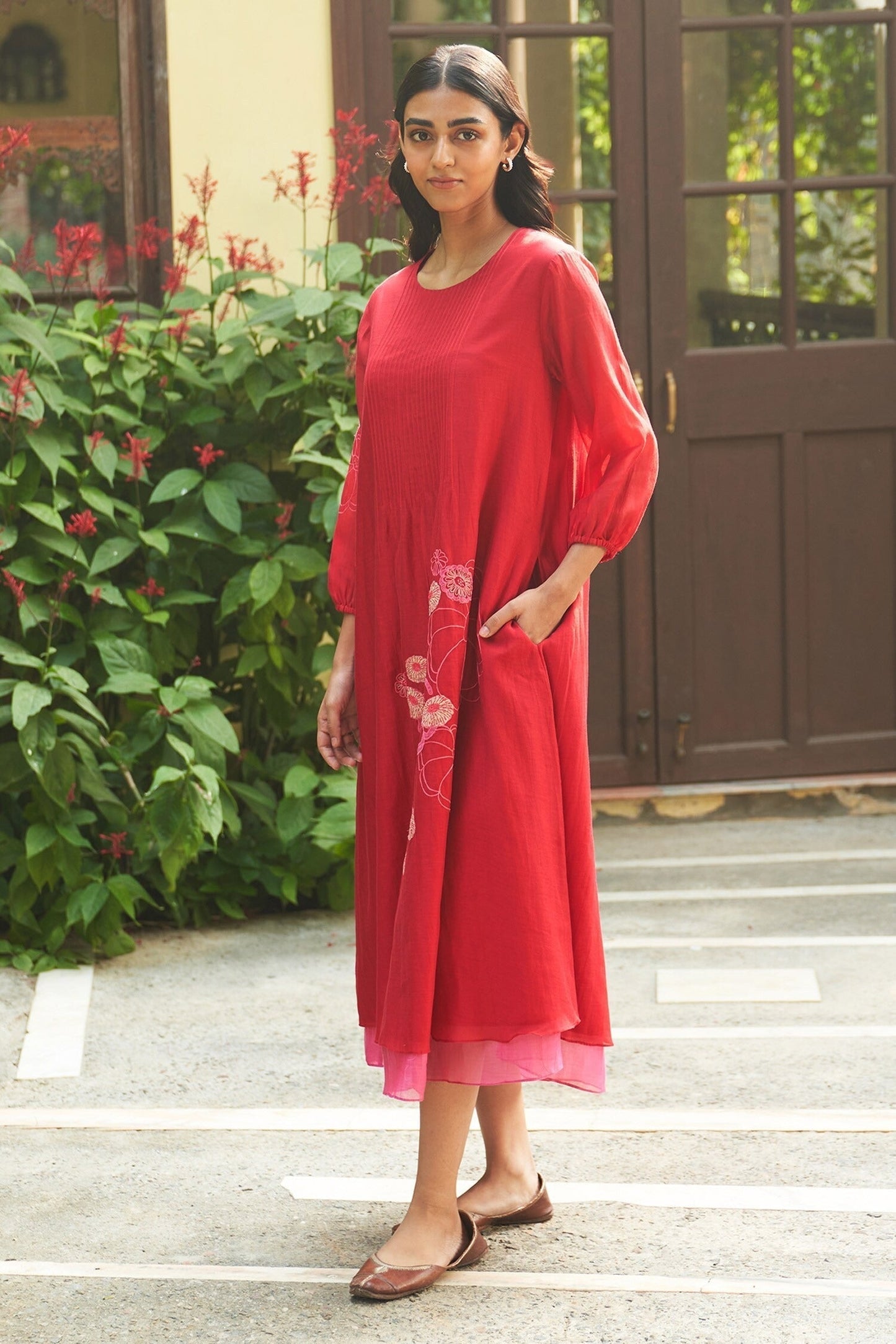 Red Cotton Embroidery Round Neck Floral Applique Midi Dress