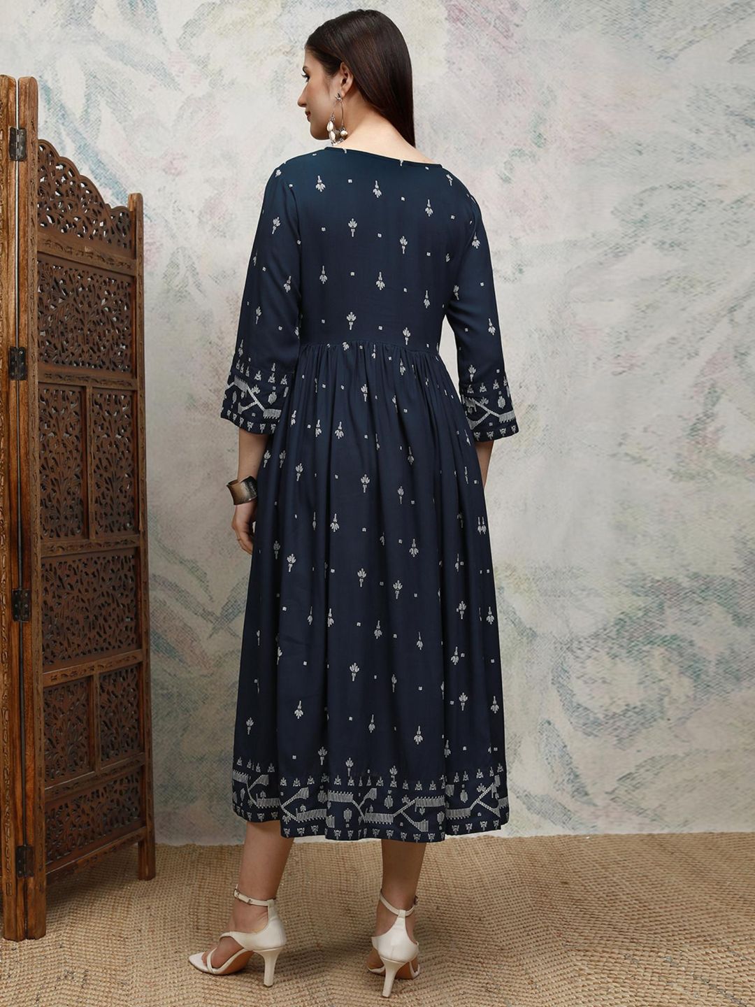 Women Embroidery Midi Dress
