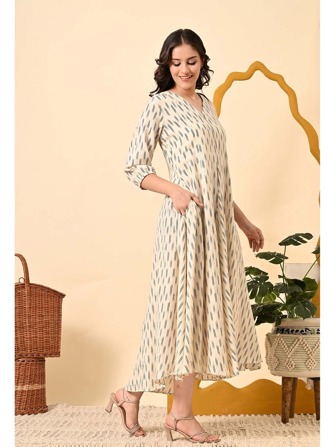 Women Latest V Neck 3/4th Sleeves Royaleviii Dress